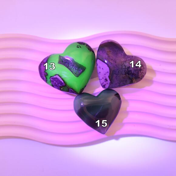 Volcano Agate Heart Crystal Carving UV reactive Protection Crystals - Picture 8 of 9